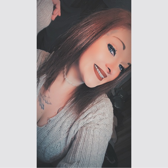 Meet your Posher, Misty - Picture 5 of 13